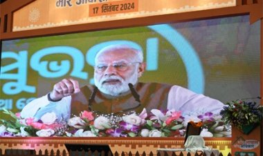 प्रधानमंत्री नरेन्द्र मोदी ने आवासहीन परिवारों को मकान निर्माण के लिए 2044 करोड़ रूपए की राशि का किया ऑनलाईन अंतरण