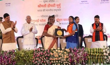 स्वच्छ भारत, स्वस्थ भारत और विकसित भारत के निर्माण के लिये आगे बढ़ें : राष्ट्रपति मुर्मु