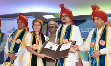 श्री रावतपुरा सरकार विश्वविद्यालय के तृतीय दीक्षांत समारोह में शामिल हुए राज्यपाल
