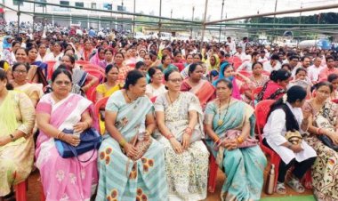 कर्मचारी अधिकारी फेडरेशन ने दिया धरना