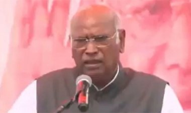 भाषण देते-देते बिगड़ी मल्लिकार्जुन खरगे की तबीयत