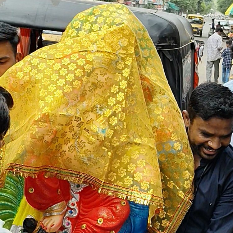 गणेशोत्सव की शुरुआत आज से:100 से ज्यादा पंडाल और घरों में विराजे गणपति बप्पा, मिट्टी के गणेश को सबने सराहा