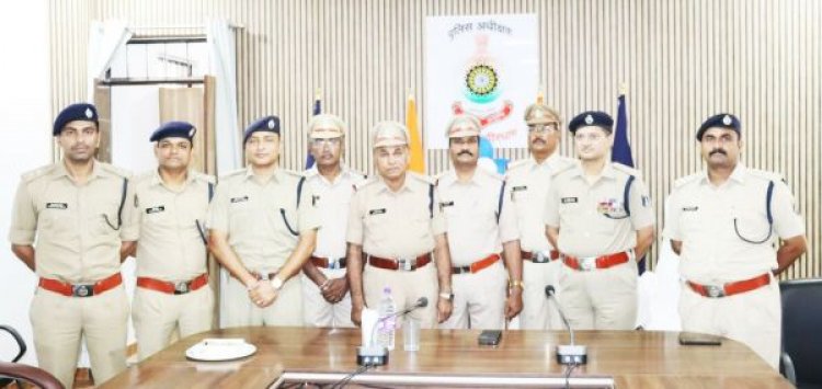 4 सहायक उप. निरीक्षकों की पदोन्नति