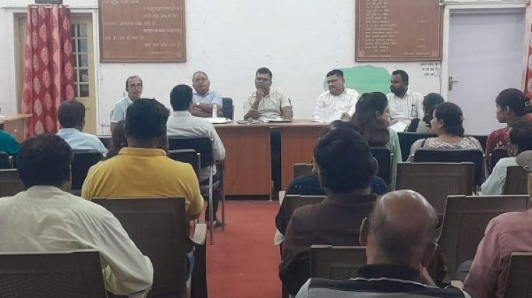 कम वसूली पर आयुक्त  ने जताई नाराजगी