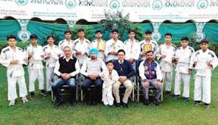 शाह सतनाम जी बॉयज़ स्कूल बना ओवरऑल चैंपियन