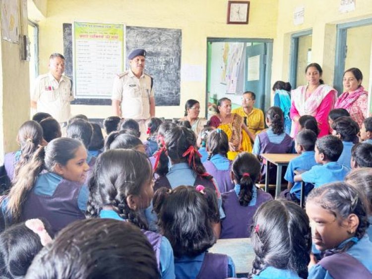 पुलिस ने चलाया जागरूकता कार्यक्रम