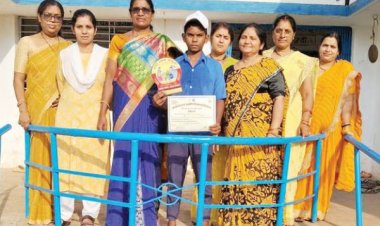 स्वच्छता प्रश्नोत्तरी में पूर्व माध्य. शाला भकुरा को तृतीय स्थान