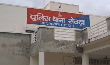 दहेज के लिए महिला को प्रताड़ना:कार और दो लाख की डिमांड पूरी न होने पर घर से निकाला; पति समेत सास-ससुर पर केस दर्ज