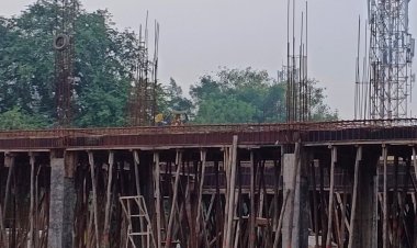 बस स्टैंड प्रोजेक्ट पर हो रहा काम:फोरलेन रोड के लिए अतिक्रमण हटेगा, 700 मीटर हिस्‍से में होगा काम