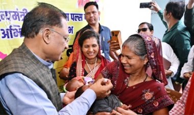 पोलियो उन्मूलन के लिए विष्णुदेव साय व श्याम बिहारी जायसवाल की सराहनीय भूमिका