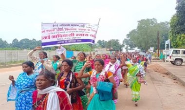 मतांतरित समाज का पद यात्रा दूसरे दिन भी रहा जारी