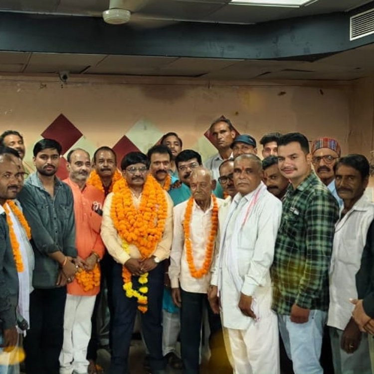 रायसेन में सोनी समाज की महासभा आयोजित:धर्मशाला बनवाने लिया निर्णय, राजकिशोर सोनी को चुना समाज का अध्यक्ष