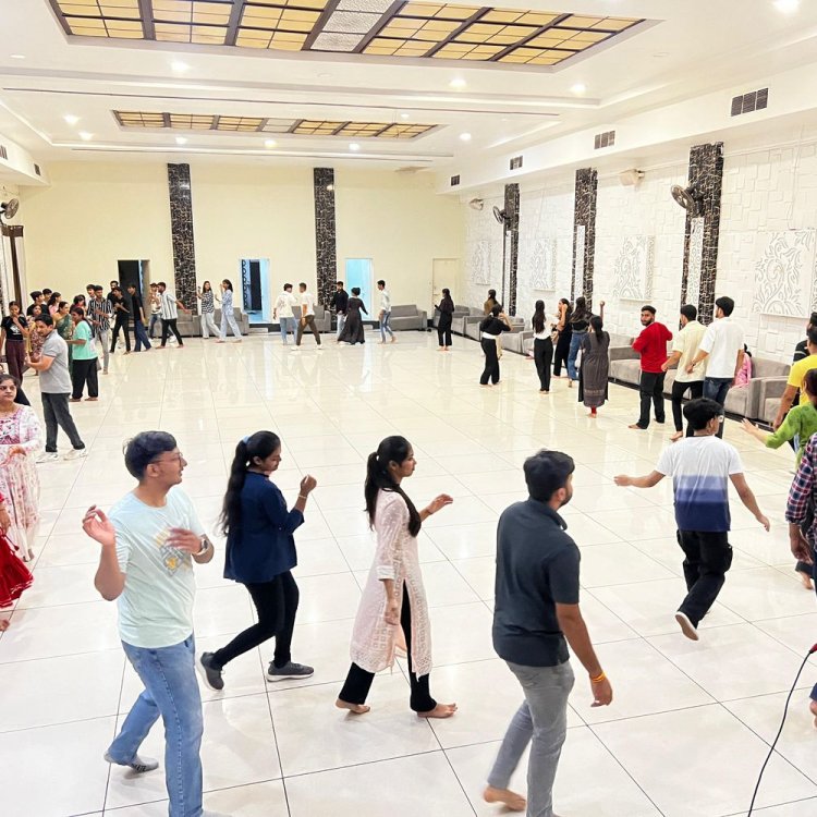 धार में आयोजित होगा डांडिया रास गरबा महोत्सव:तीन दिवसीय आयोजन की शुरुआत 9 अक्टूबर से; अलग-अलग व्यंजनों का लुत्फ उठा पाएंगे