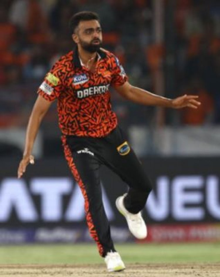 उनादकट का ससेक्‍स के साथ करार 2026 तक बढ़ा