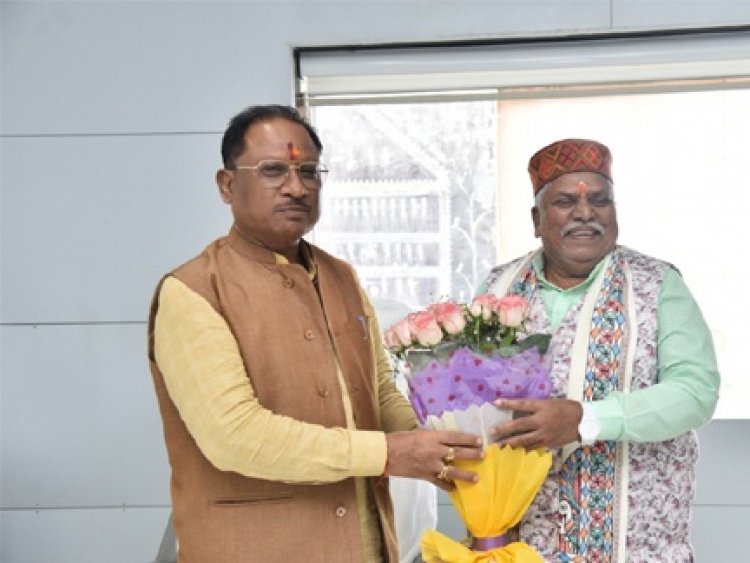 मुख्यमंत्री श्री विष्णु देव साय से बिहार के वन एवं सहकारिता मंत्री डॉ प्रेम कुमार ने की सौजन्य मुलाकात