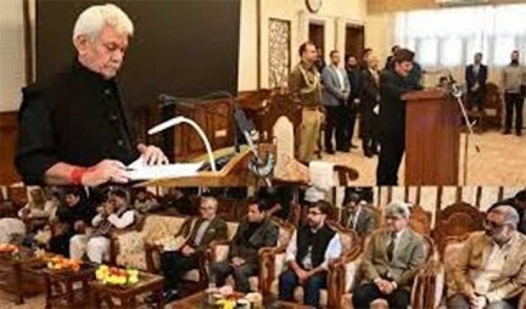 मुबारक गुल ने जम्मू-कश्मीर विधानसभा के प्रो टेम स्पीकर की शपथ ली