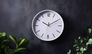 घर में लगी घड़ी बदल सकती है आपका भाग्य, जानिए कैसे