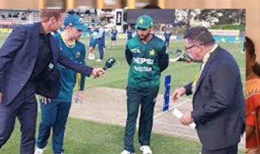 पाकिस्तान ने टॉस जीतकर पहले बल्लेबाजी का किया फैसला