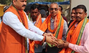 स्वास्थ्य मंत्री श्याम बिहारी जायसवाल ने किया धान खरीदी केंद्रों का निरीक्षण