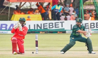 पाकिस्तान ने जिम्बाब्वे को दिया 304 रनों का लक्ष्य