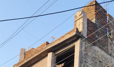 बिजली लाईन की चपेट में आने से सख्श की मौत:देवास में डबल स्टोरी मकान पर कार्य करते समय हुआ हादसा, अचानक आई बिजली