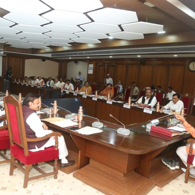 दीपावली के बाद मोहन कैबिनेट की बैठक आज:मेडिकल कालेज के असिस्टेंट प्रोफेसर में भर्ती की आयु सीमा बढ़ सकती है