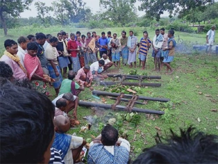 छत्तीसगढ़ वन विभाग द्वारा देवगुड़ी स्थलों के संरक्षण और संवर्धन से सांस्कृतिक धरोहर की हो रही है पुनर्स्थापना