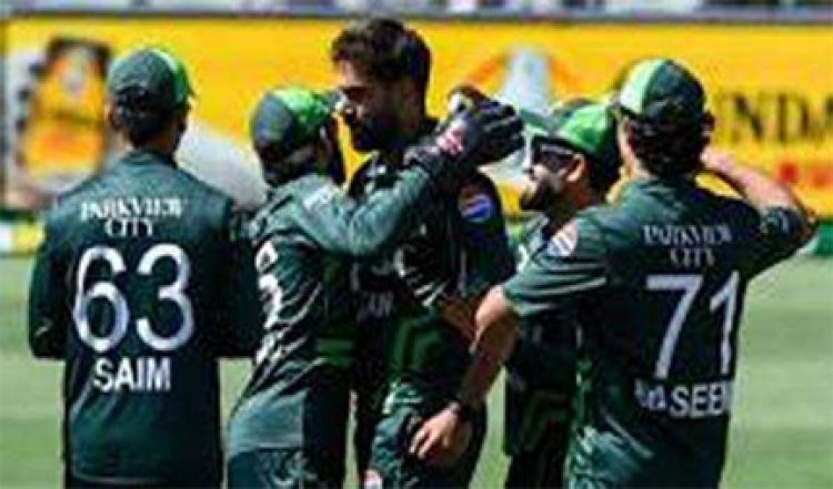 पाकिस्तान ने ऑस्ट्रेलिया को किया 163 रन पर ढ़ेर