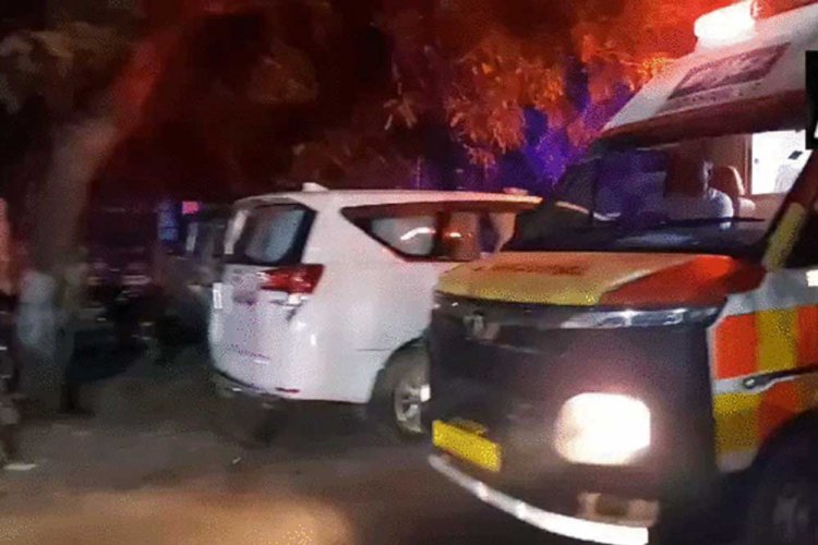 फिरोजाबाद में भीषण रोड एक्सीडेंट … ट्रक से जा टकराई सवारियों से भरी बस, 5 की मौत