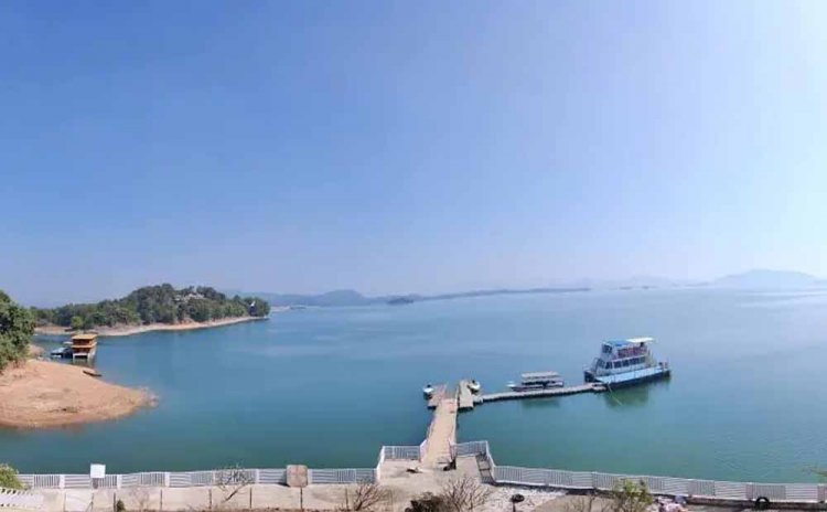 सतपुड़ा टाइगर रिजर्व के मड़ई में शुरू हुई प्रथम सोलर बोट