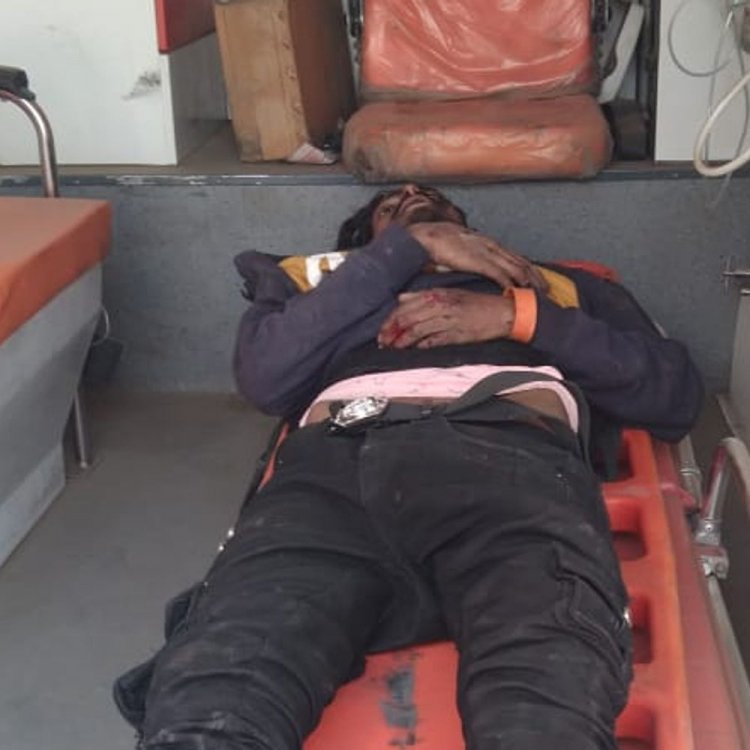 ट्रेन से गिरकर युवक गंभीर रूप से घायल:एम्बुलेंस 108 से जिला अस्पताल पहुंचाया, भागलपुर का रहने वाला है सागर