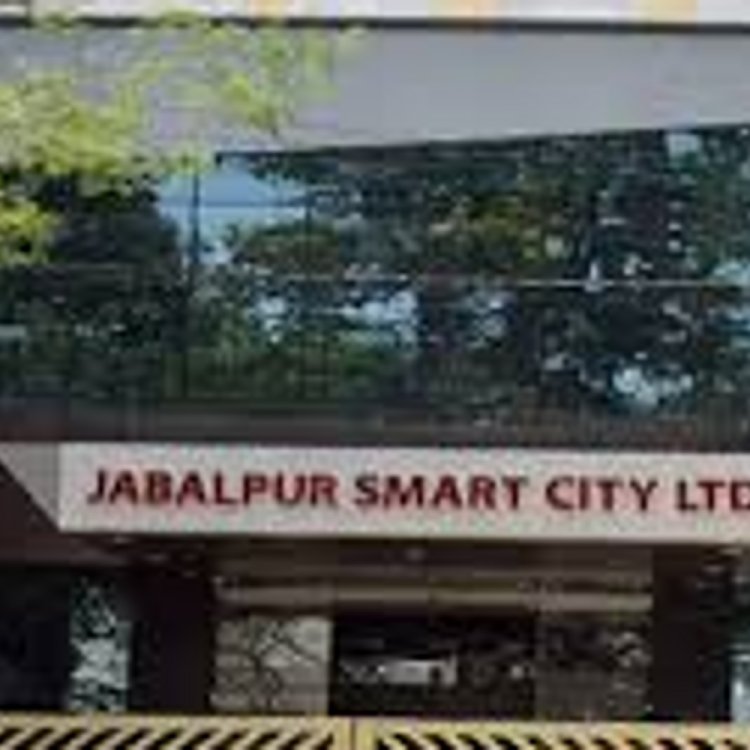 RBL बैंक के टास्क मैनेजर के खिलाफ FIR:जबलपुर स्मार्ट सिटी से करोड़ो की धोखाधड़ी; सेविंग्स को करंट अकाउंट में बदला