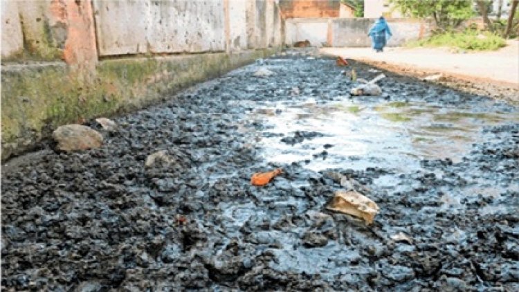 सभी प्रमुख मार्गो में मौजूद है जानलेवा खुले नाले, आए दिन होती है दुर्घटना