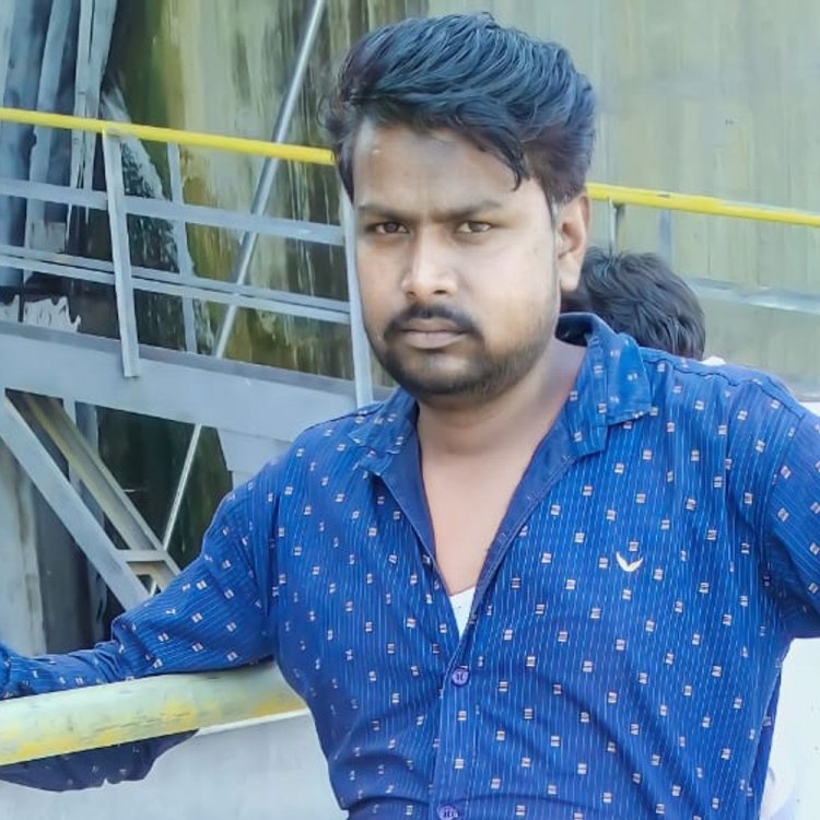 पीड़ित परिवार से मिलने इंदरगढ़ पहुंचे प्रद्युम्न सिंह तोमर:मंत्री ने सहायता राशि का चेक दिया, बोले- प्रदेश में क्रूरता के लिए कोई स्थान नहीं