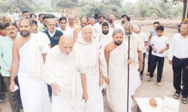 धमतरी चातुर्मास पूर्ण कर विशुद्ध सागर महाराज आदि ठाणा पुन: पहुंचे कैवल्यधाम