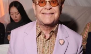 इंफेक्शन के चलते गई म्यूजिक आइकन एल्टन जॉन की आंखों की रोशनी