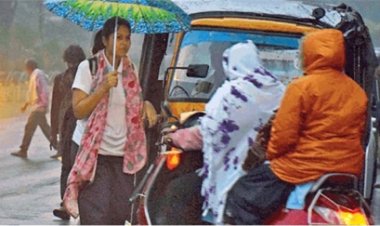 रायपुर में चक्रवात से छाए बादल कर रहे हैं बूंदाबांदी