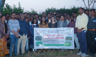 छत्तीसगढ़ के 100 रेशम कृमिपालक किसानों ने महाराष्ट्र के वर्धा में लिया प्रशिक्षण