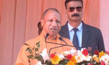 योगी आदित्यनाथ का बड़ा बयान : '500 साल जो पहले बाबर ने किया, आज वहीं संभल और बांग्लादेश में हो रहा...'