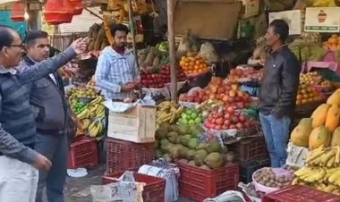 शाजापुर नगर पालिका की अंतिम चेतावनी:शहरी हाईवे के दोनों ओर से अतिक्रमण हटाने के लिए जारी किया नोटिस, 100 से अधिक लोगों का कब्जा