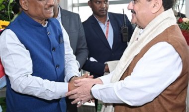 छत्तीसगढ़ के जनादेश परब में शामिल होने केन्द्रीय स्वास्थ्य मंत्री नड्डा रायपुर पहुंचे