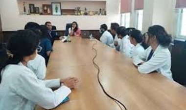 आयुक्त चिकित्सा शिक्षा ने ली रेडियोडायग्नोसिस विभाग की समीक्षा बैठक