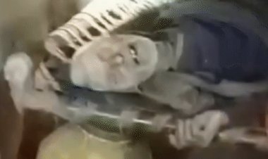 मऊगंज के भाटी गांव में वृद्ध दंपत्ति की हत्या:शवों पर चोट के गंभीर निशान, घर से नकदी और जेवरात गायब, पुलिस ने घटनास्थल को किया सील