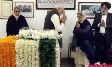 पूर्व प्रधानमंत्री मनमोहन सिंह को PM मोदी ने दी श्रद्धांजलि