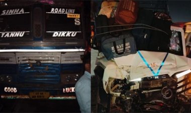 सड़क किनारे बैठे लोगों को ट्रक ने रौंदा, मौके पर 2 बच्चों की मौत,13 घायल