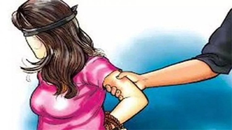 छात्रा से छेड़छाड़ करता था टीचर मोहम्मद शहजाद…परिजन स्कूल पहुंचे