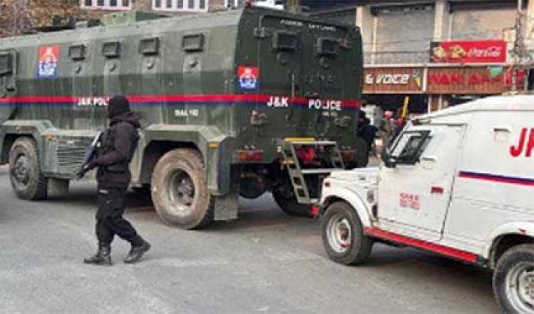 कश्मीर में मुठभेड़ में एक आतंकवादी ढेर