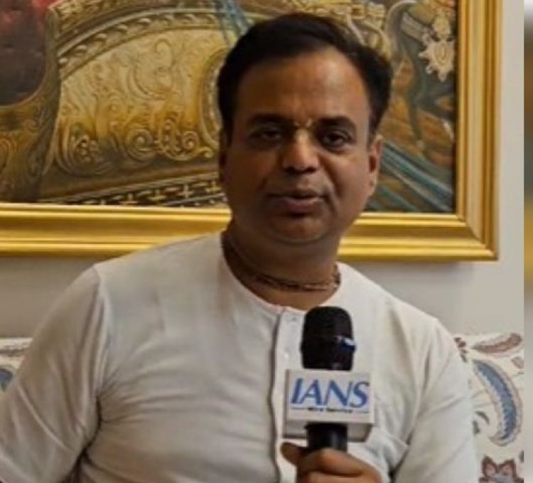 बांग्लादेश के हालात ठीक नहीं, उपद्रवी तिलक, कंठी और शिखा देखकर कर रहे हमले : राधारमण दास