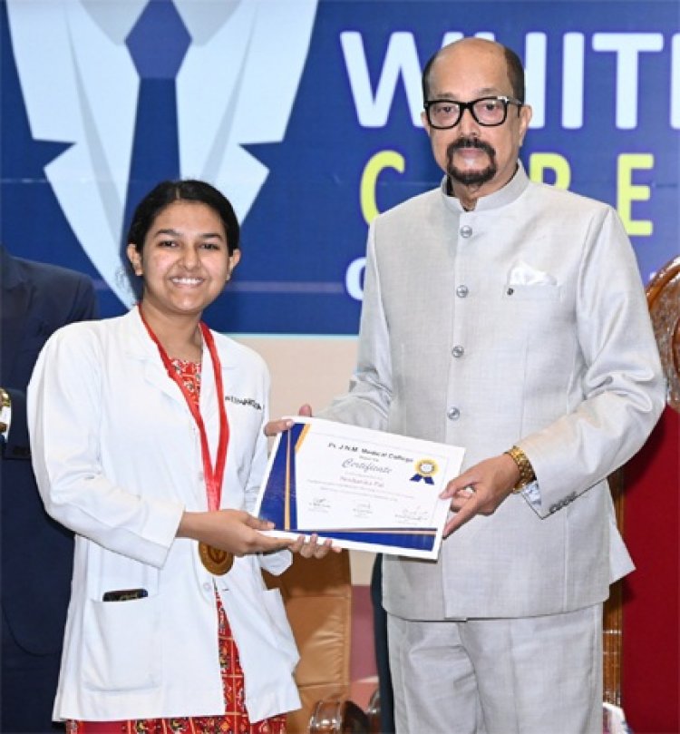 मानवीय संवेदनाओं को साथ लेकर चलें - डेका