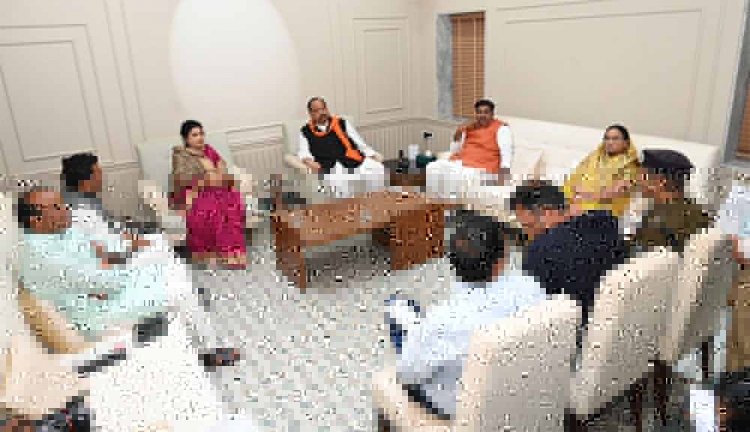 दीपोत्सव:  उप मुख्यमंत्री शर्मा ने किया दीप प्रज्ज्वलित